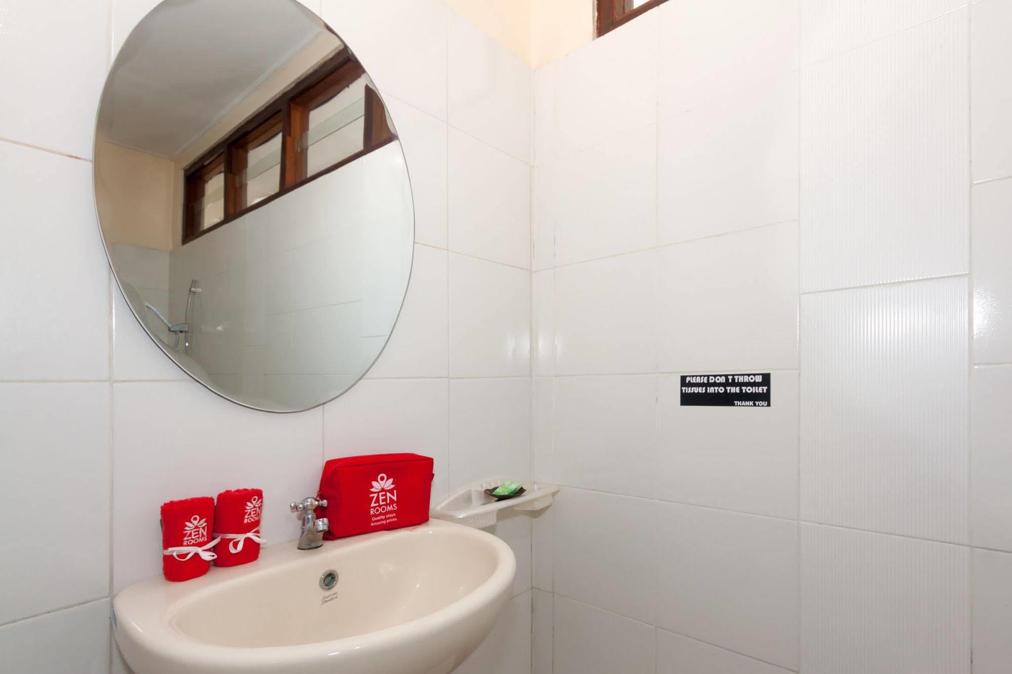Zen Rooms Sanur Blanjong Sekawaru Ngoại thất bức ảnh